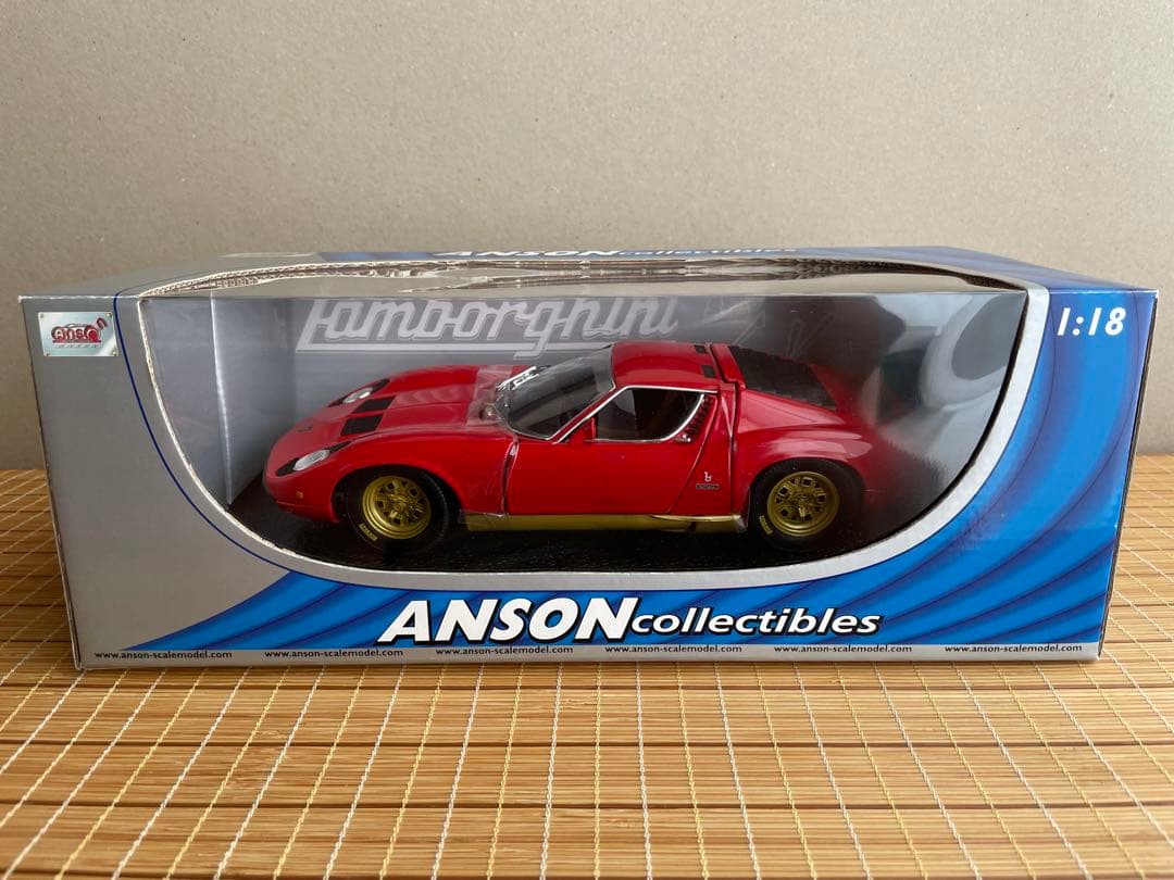 1/18 ランボルギーニ・ミウラ レッド　新品・入手困難‼︎