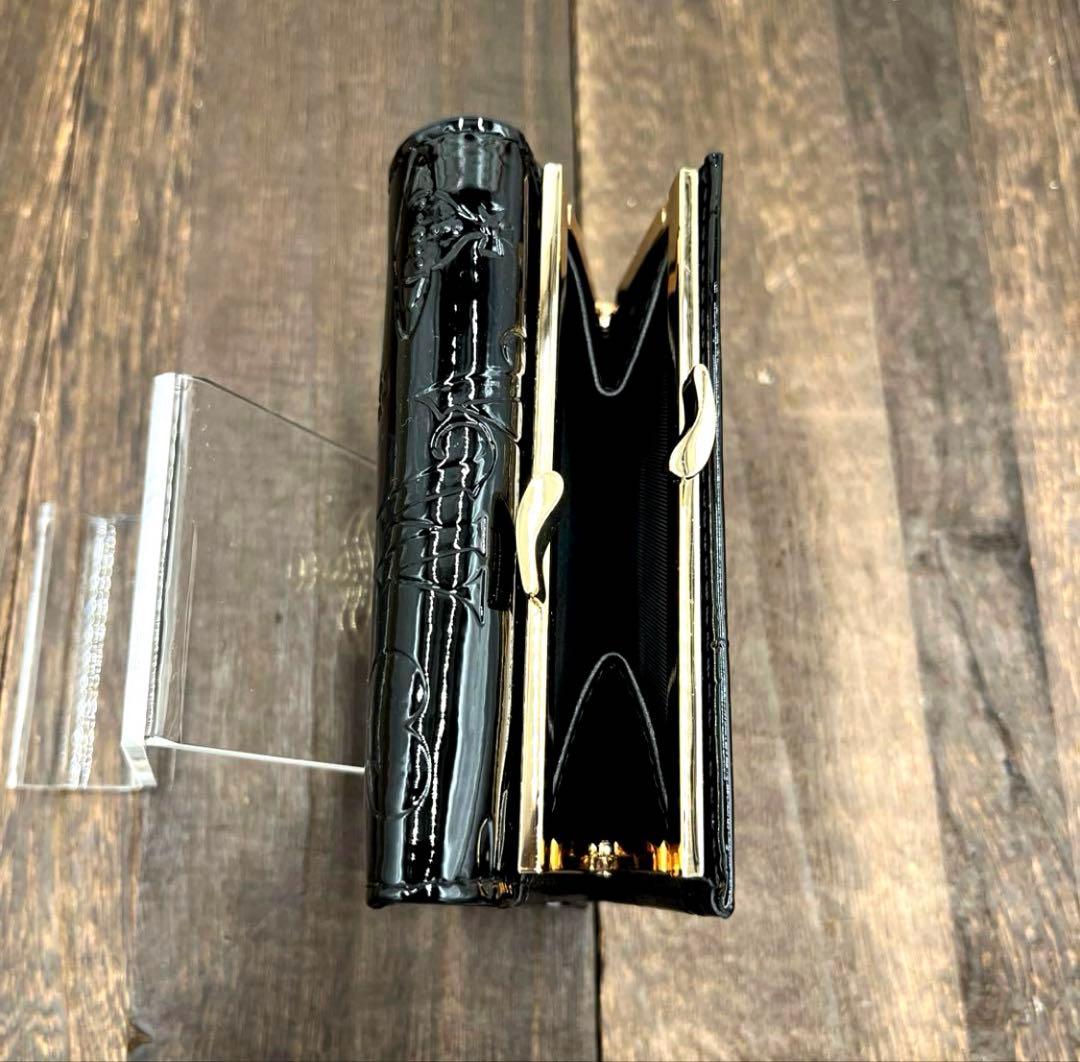 新品未使用　ヴィヴィアンウエストウッド 三つ折財布　黒　エナメル　がま口　⑦