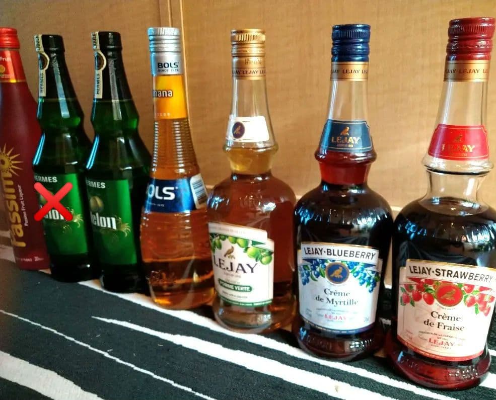 ⬛プレゼント♥パーティー用♥楽しめる・飲み比べ♥豪華なリキュール６種6本セット