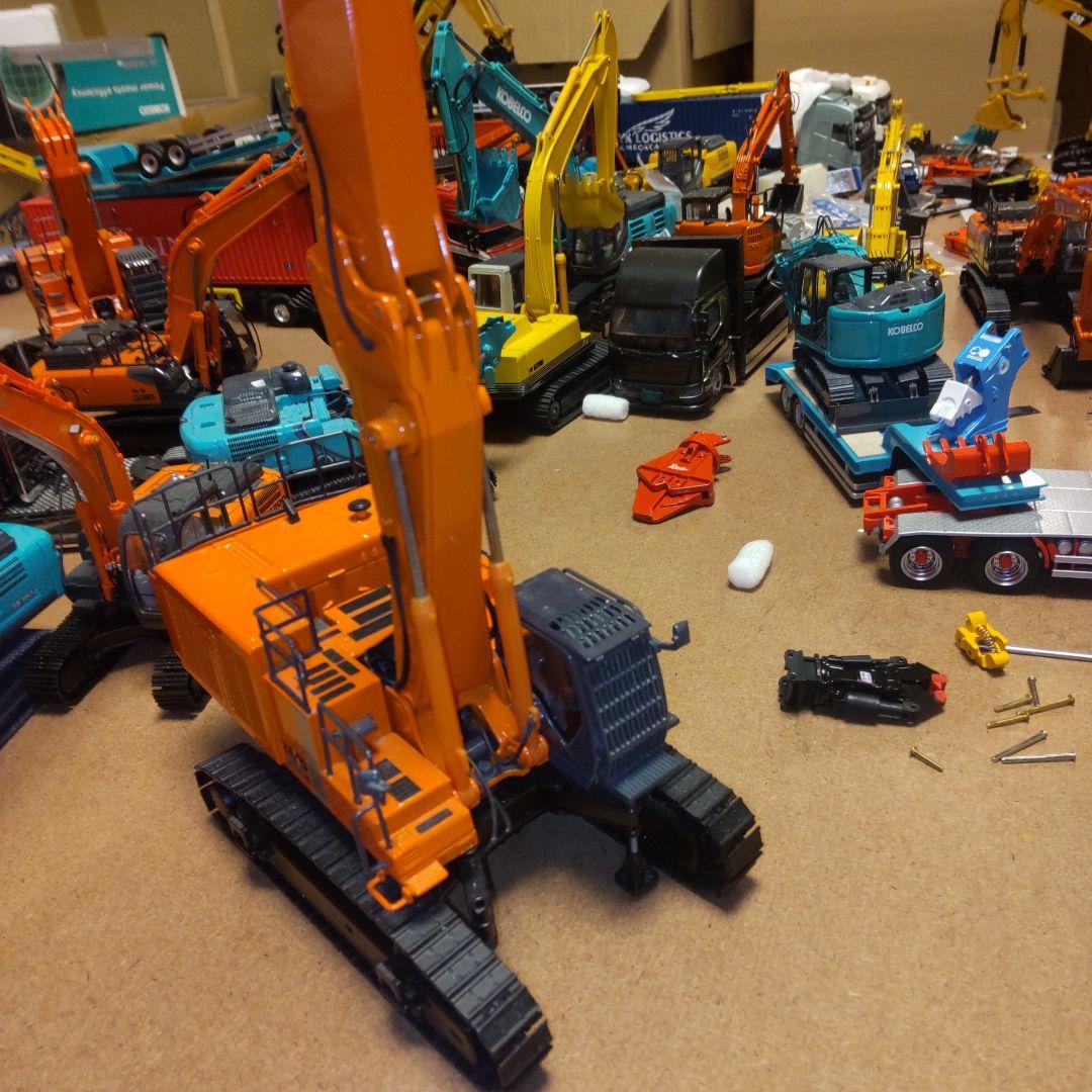日立建機　ZAXIS 1000K ロングブーム、ツーピースブーム　1/50