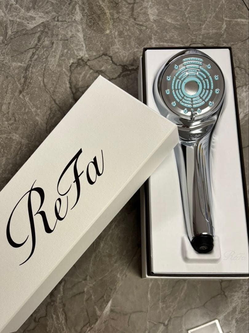 最新モデル リファファインバブル U+ シルバー 止水 ReFa シャワーヘッド