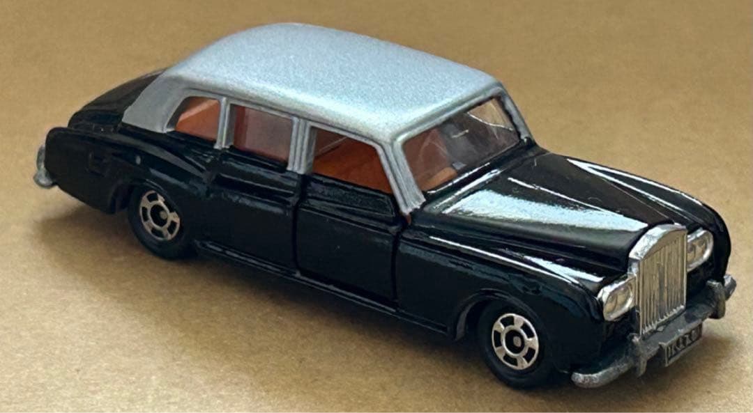 トミカ ロールスロイス ファンタムⅥ イギリスセット