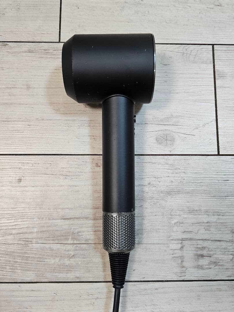 圧倒的最安　保証付　ダイソン　メンテナンス済み　dyson hd08　ブラック