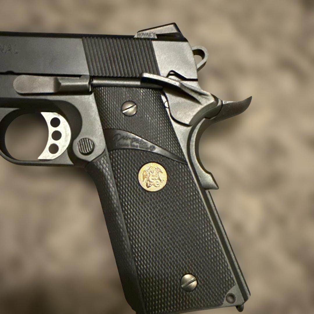 M.E.U. PISTOL .45口径 ガスガン