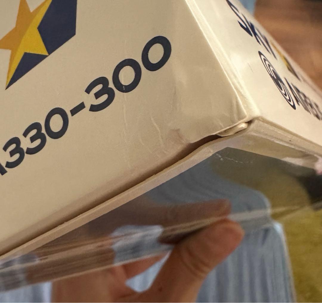 【新品・レア】A330-300 スカイマーク1:200 モデルプレーン