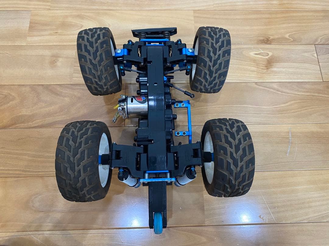 タミヤ GF01 シャーシ コミカルアバンテ　オリジナル塗装　オプション多数