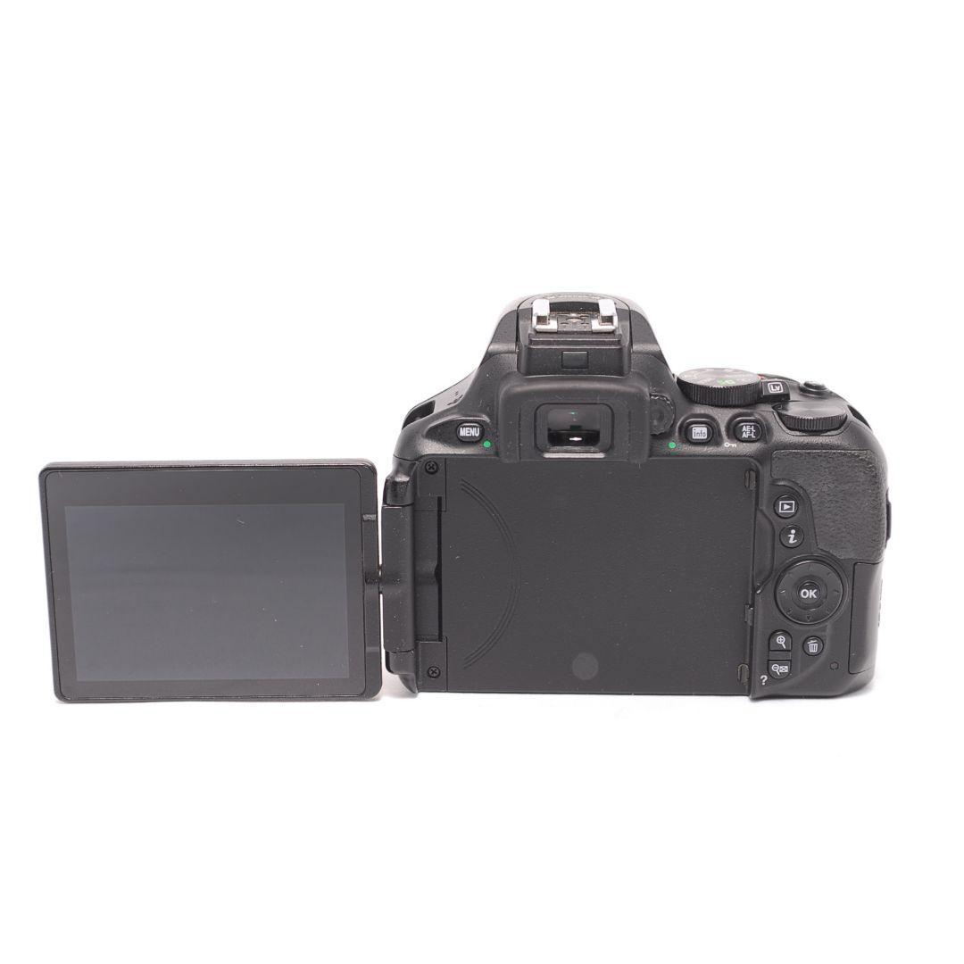 ❤即購入1000円OFF❤美品❤ ニコン D5600 高性能 手振れ補正レンズ