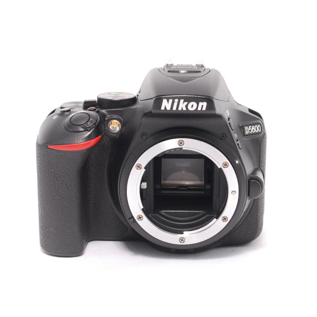 ❤即購入1000円OFF❤美品❤ ニコン D5600 高性能 手振れ補正レンズ
