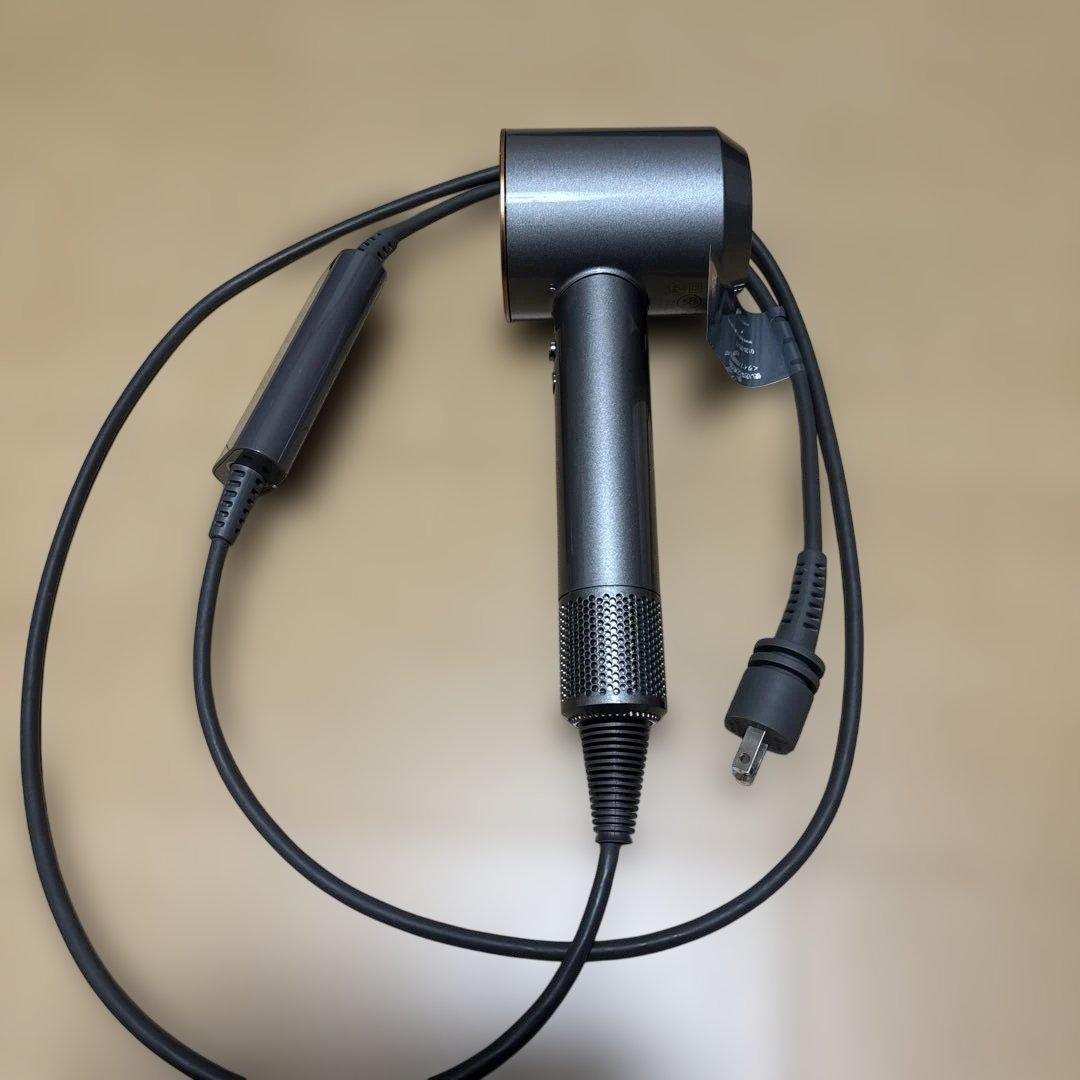 ドライヤー dyson