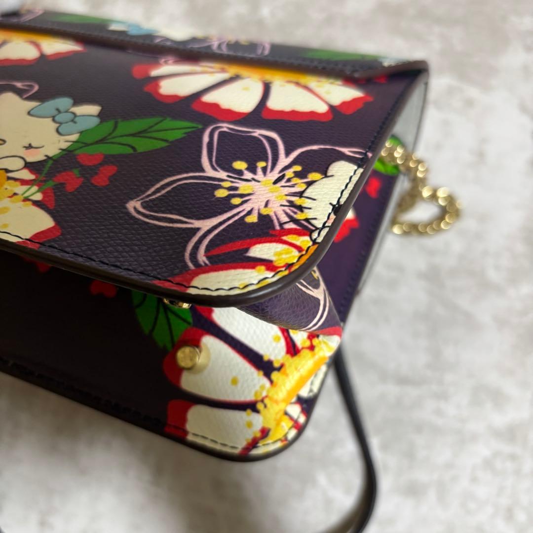 H250 美品✨FURLA フルラ　ショルダーバッグ　キティ　コラボ　チェーン