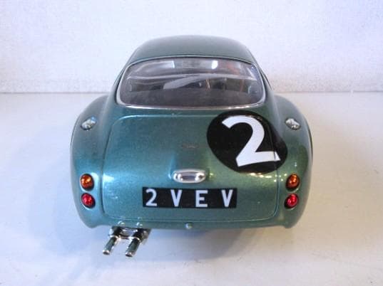 ロードシグニチャー (1/18) アストンマーチン DB4GT ザガート