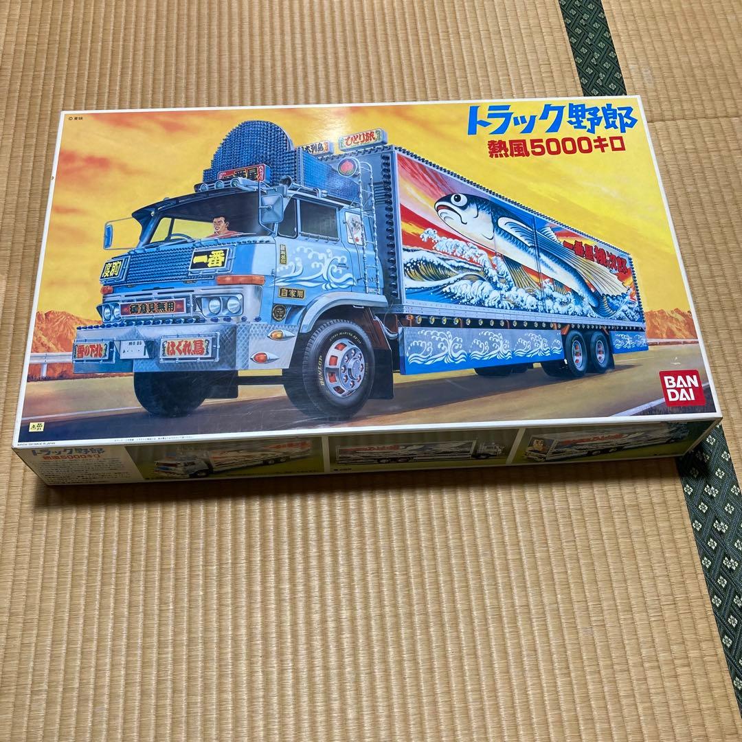 バンダイ　1/20 トラック野郎　熱風5000キロ　未組立