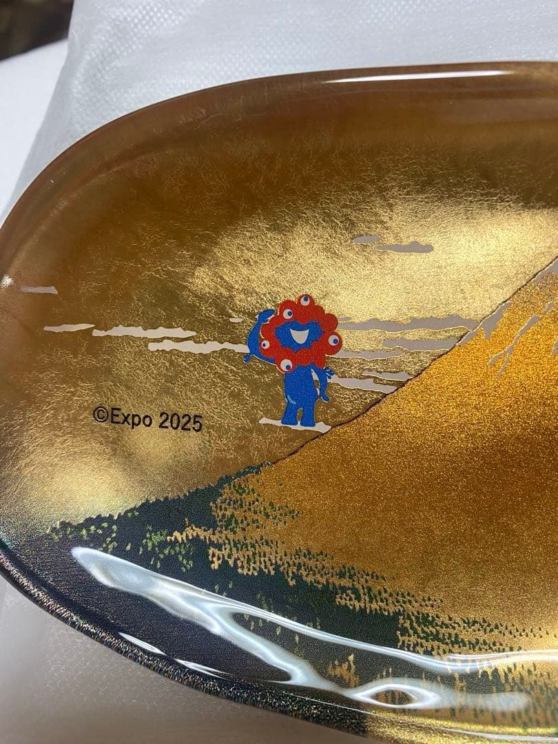 ミャクミャク × 北斎　箔一 金沢金箔 小皿 富士山 箱付き
