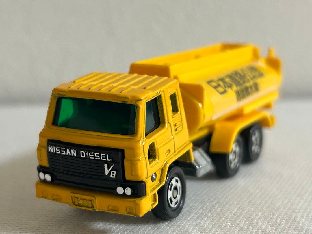 トミカ 日本製 黒箱 53-2 SG ニッサン ディーゼル ミキサー車
