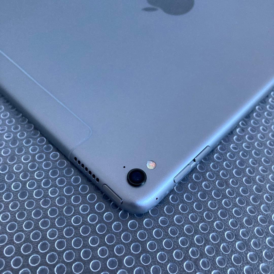 593 美品☆電池最良好☆iPadPro256GB9.7インチSIMフリー☆