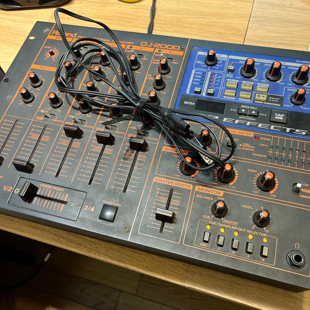 Roland DJ-2000 DJミキサー　ローランド　Vestaxベスタックス
