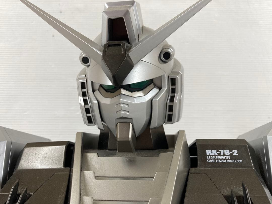 T673 ガンダム大型ディスプレイケース 中古品 説明書付き