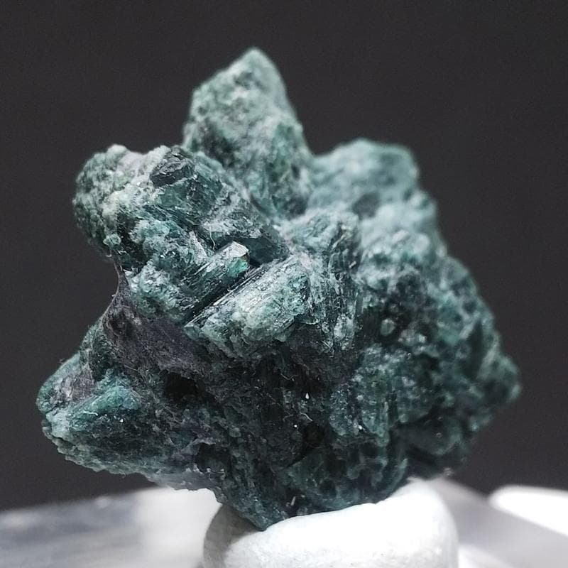 522 アレキサンドライト 六輪座双晶 原石 結晶 ジンバブエ産