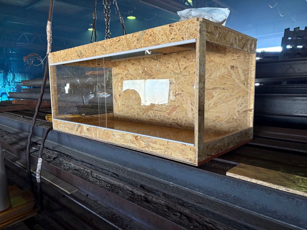 ペンギン　805040 サイドアクリル　天板金網コーキング