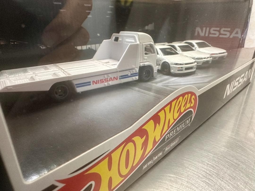 ホットウィール プレミアムコレクターセット 日産　スカイライン　GT-R