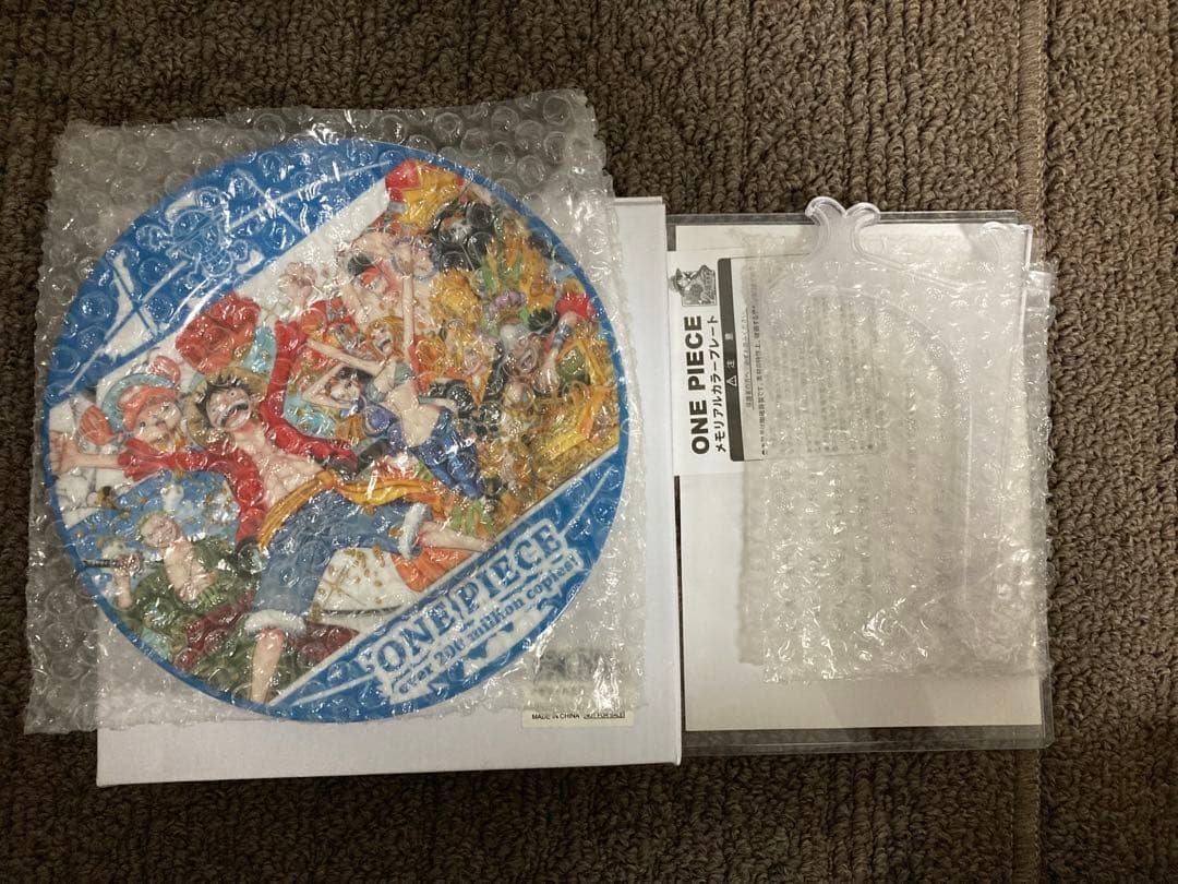 ONE PIECE 2億冊突破記念キャンペーン　メモリアルプレート　応募券付