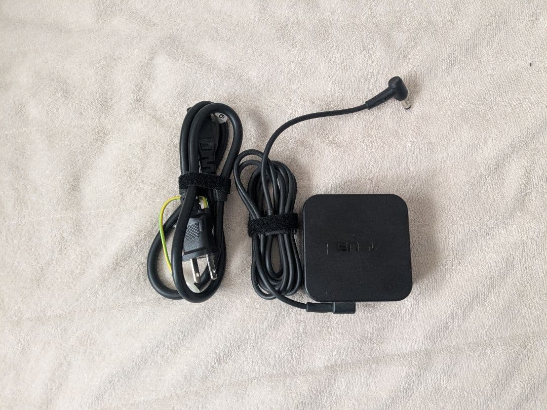 ミニPC ASUS PN50