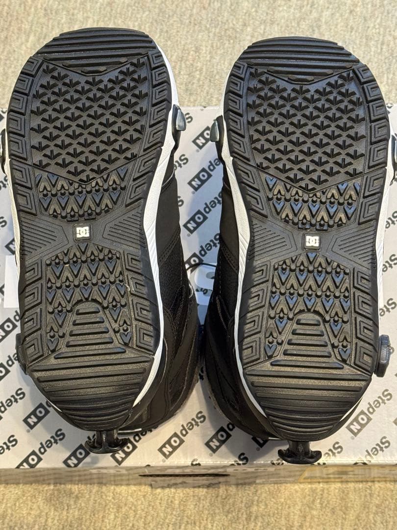 ぺ*様 美品 STEP ON DC JUDGE 26.0cm ディーシー ジャッ