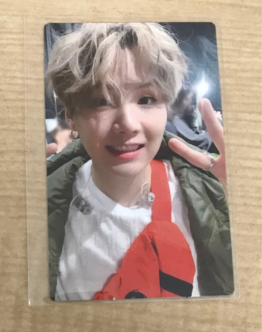 ❶ BTS SUGA ユンギ MAGIC SHOP トレカ