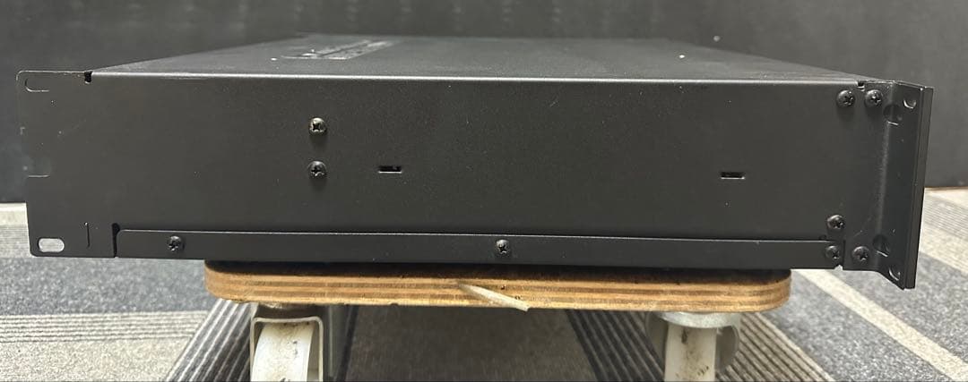 アンプ QSC PL340