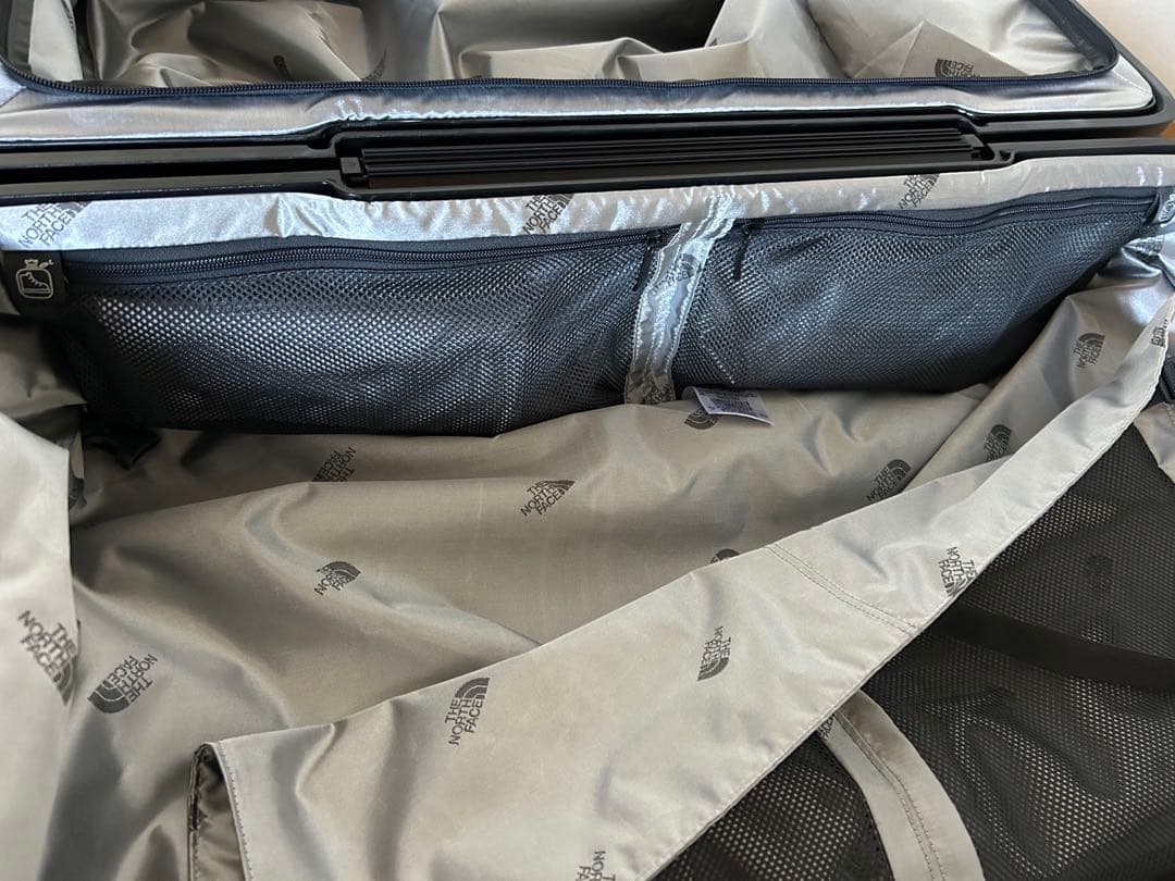 THENORTHFACE オールウェザートランク　キャリーケース30インチ70ℓ