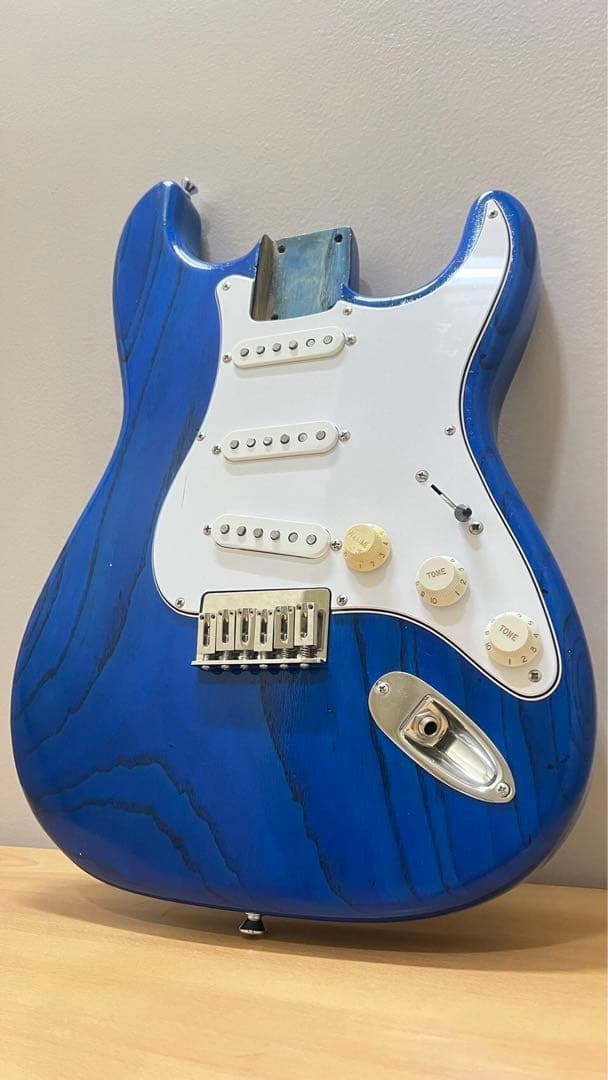 ストラトキャスターボディ　FENDER CUSTOM SHOP Fat50's