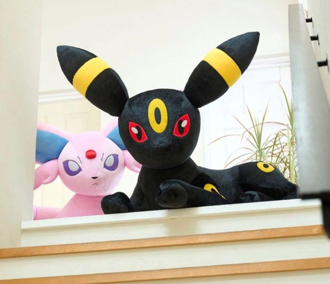 ポケモンセンター　ぬいぐるみ　等身大　エーフィ　寝そべり