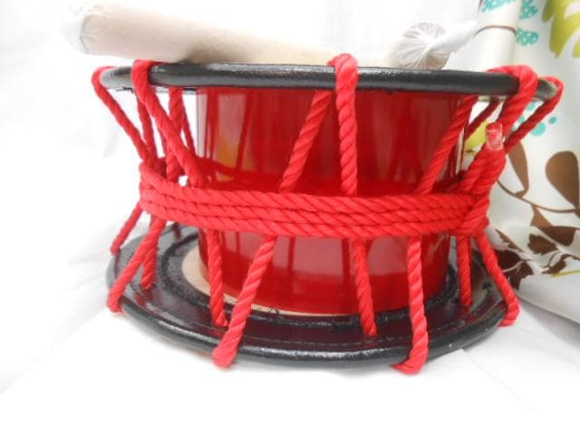 新品未使用(送料無料)14.980円　Rエイサー締め太鼓25cm 撥付き