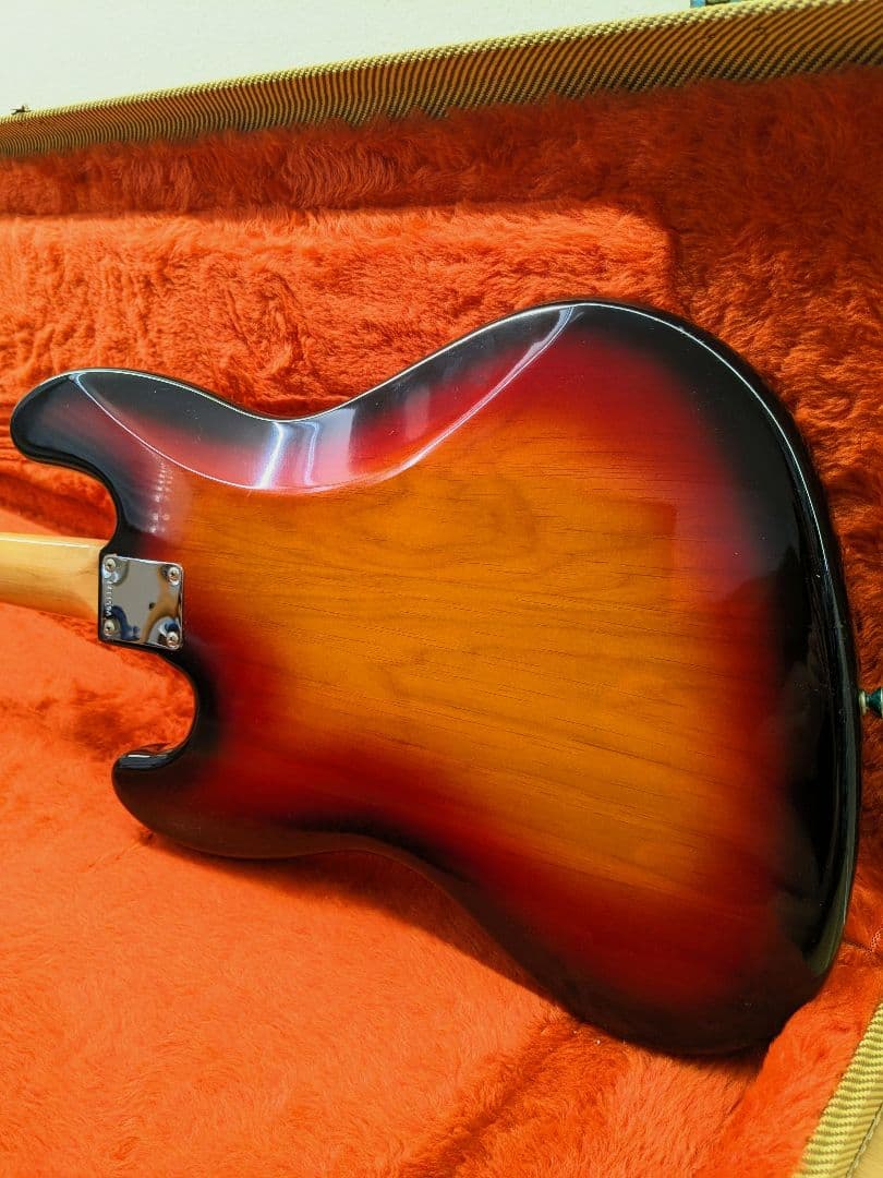 ベース Fender USA American Vintage 64 jazz bass