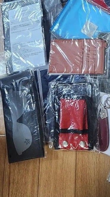 ゆ*ち様 B'z　継続記念品セット☆　27品？