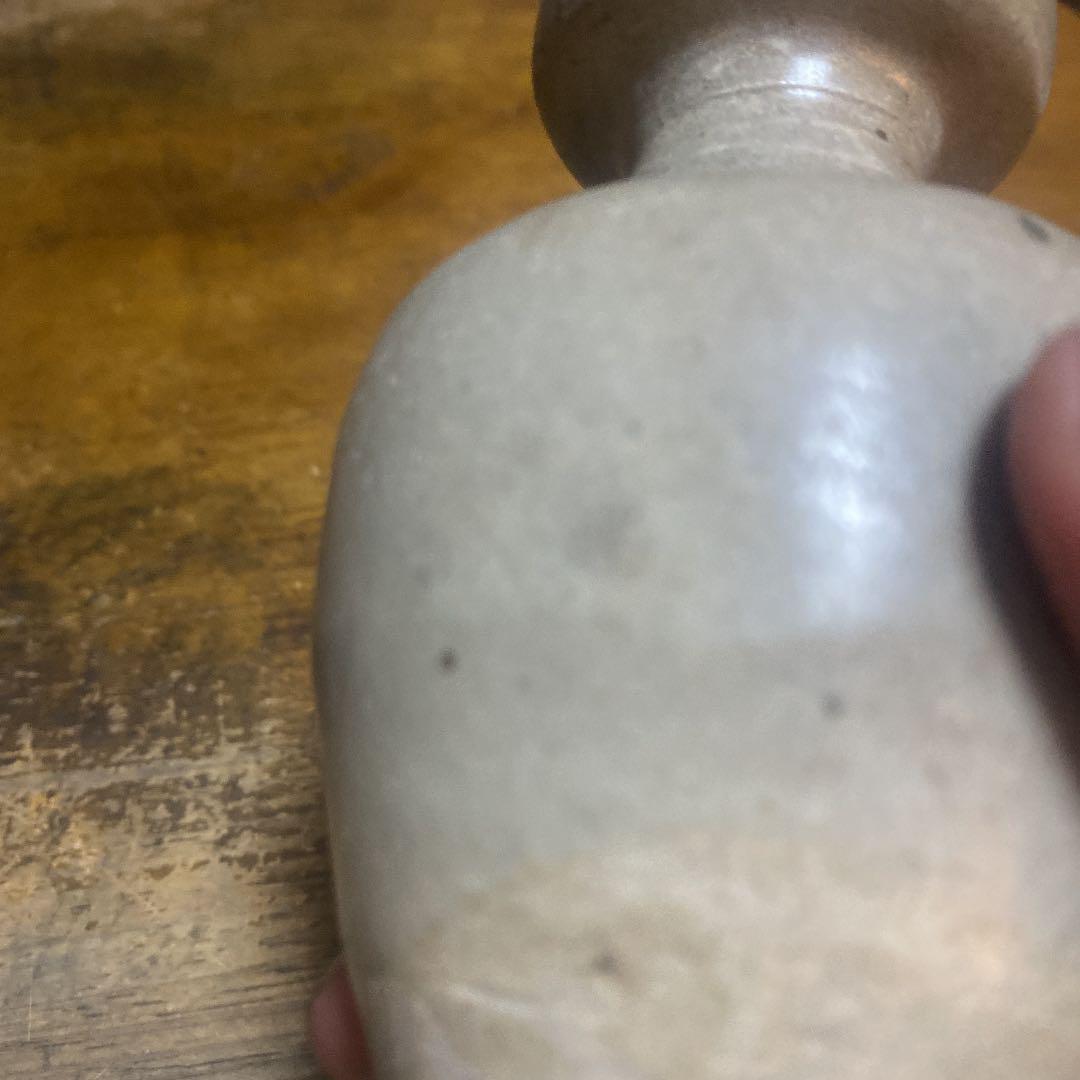 青磁花生