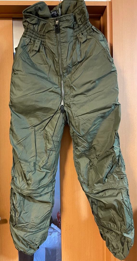 美品　米軍フライトパンツ　防寒　サバゲー　ミリタリー