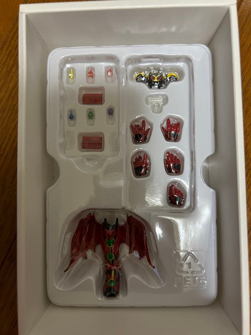 初回特典あり！仮面ライダーキバ、台座、エンペラーフォーム、マシンキバーセット