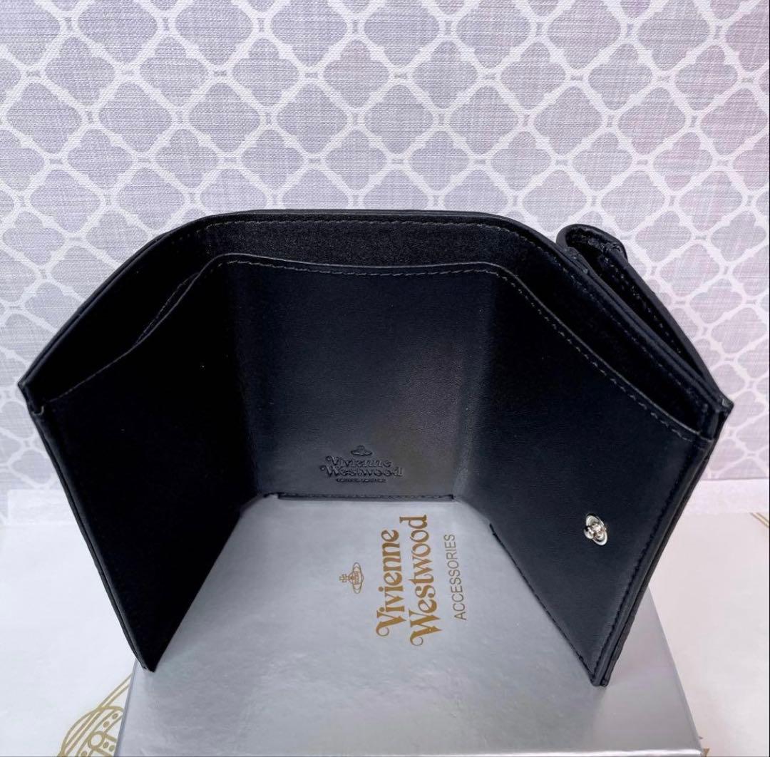 【内柄も素敵☆最新】Vivienne Westwood 三折財布 マットブラック