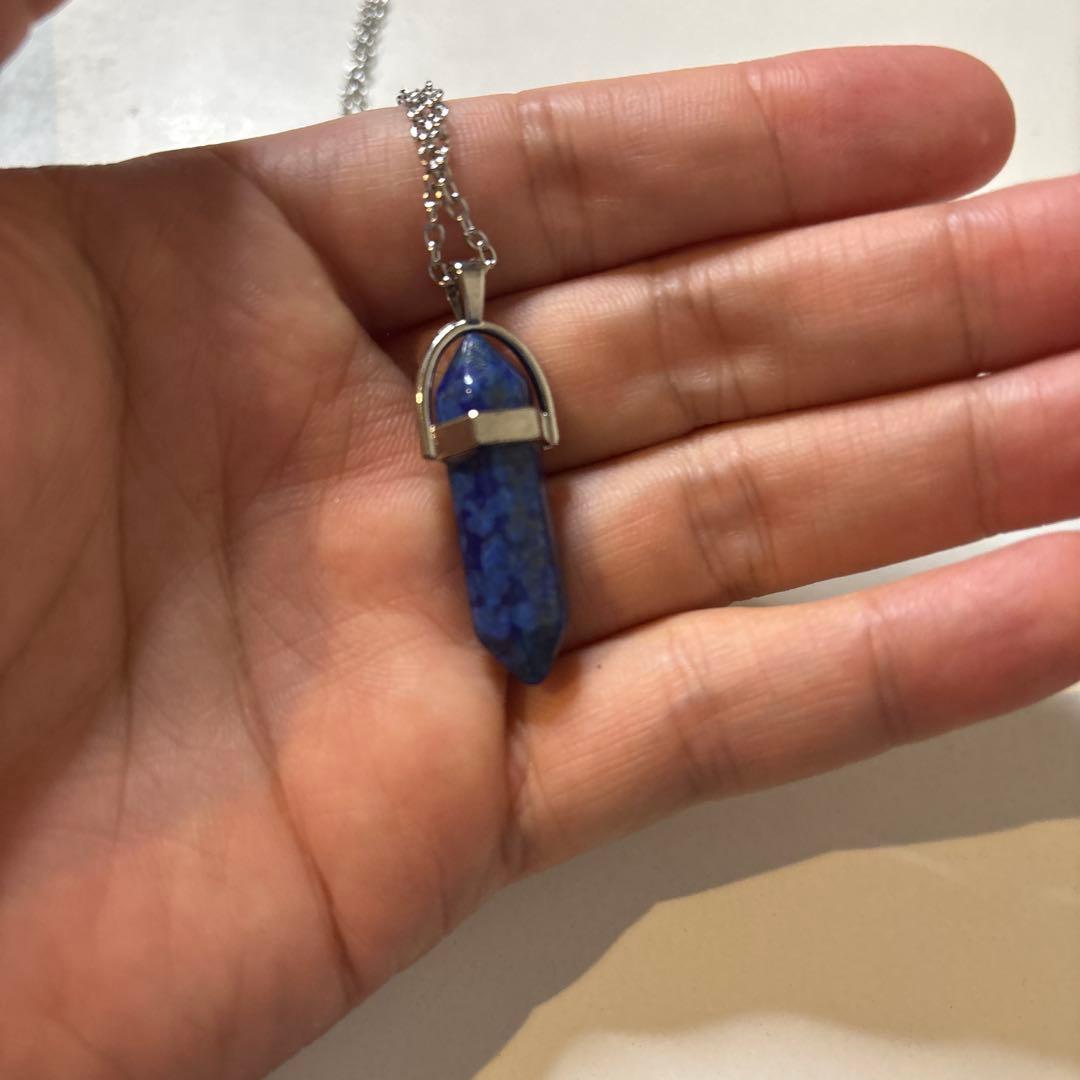 ラピスラズリのネックレスたん！これも珍しいよなね！