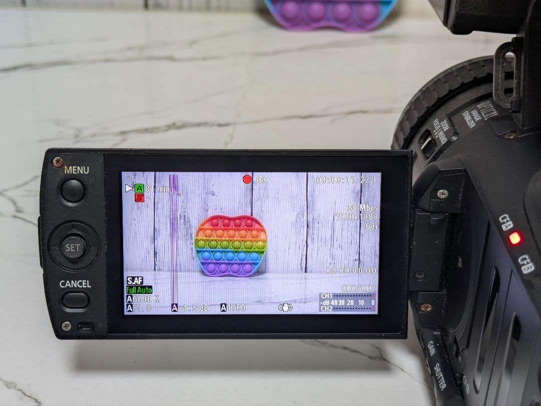 Canon　XF105