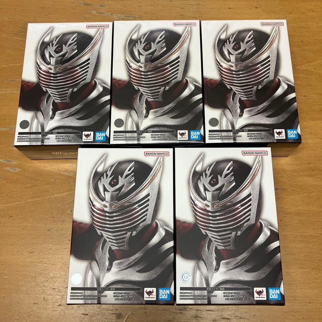 真骨頂　真骨彫　フィギュアーツ　仮面ライダー　龍騎　リュウキ　ガヴ　ゼッツ