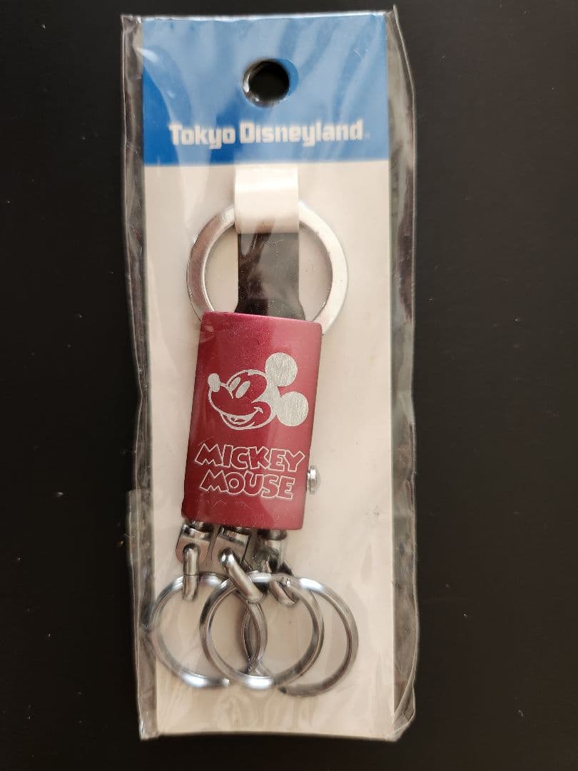 【新品】東京ディズニーランド ミッキーマウス キーホルダー　レトロ