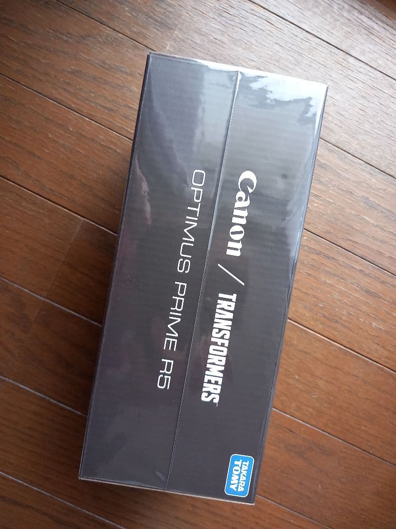 Canon OPTIMUS PRIME R5 フィギュア
