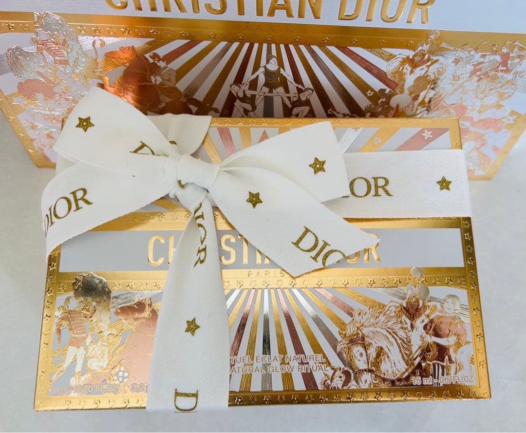 本日中発送　完売　新品未使用　ディオール dior 2025 ホリデー　オファー