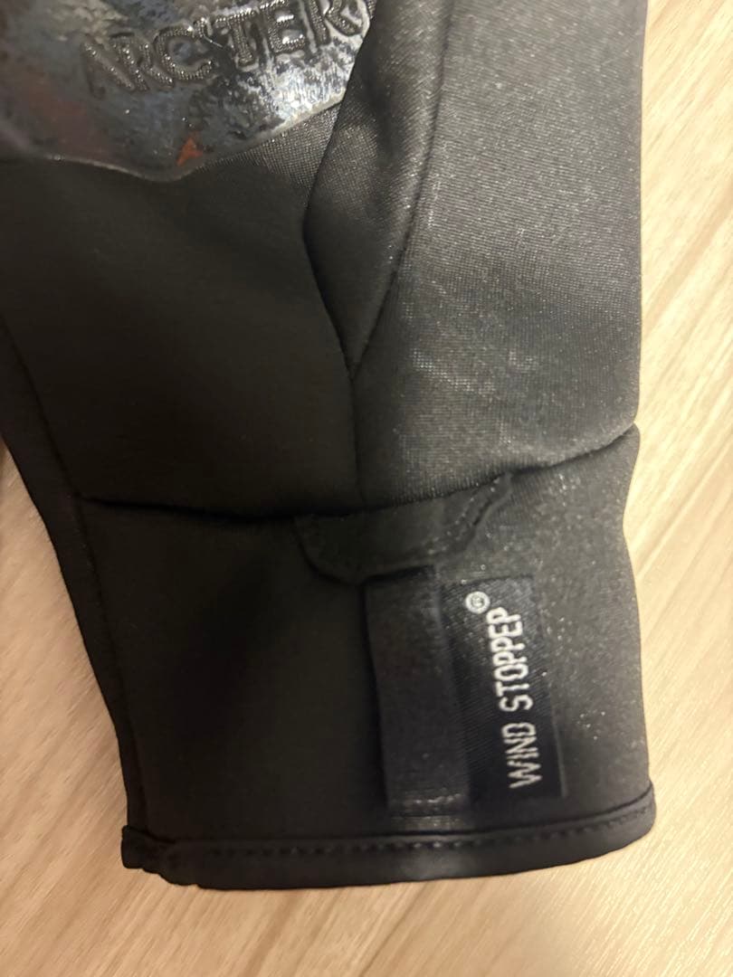 Arc'teryx WINDSTOPPER 手袋 黒