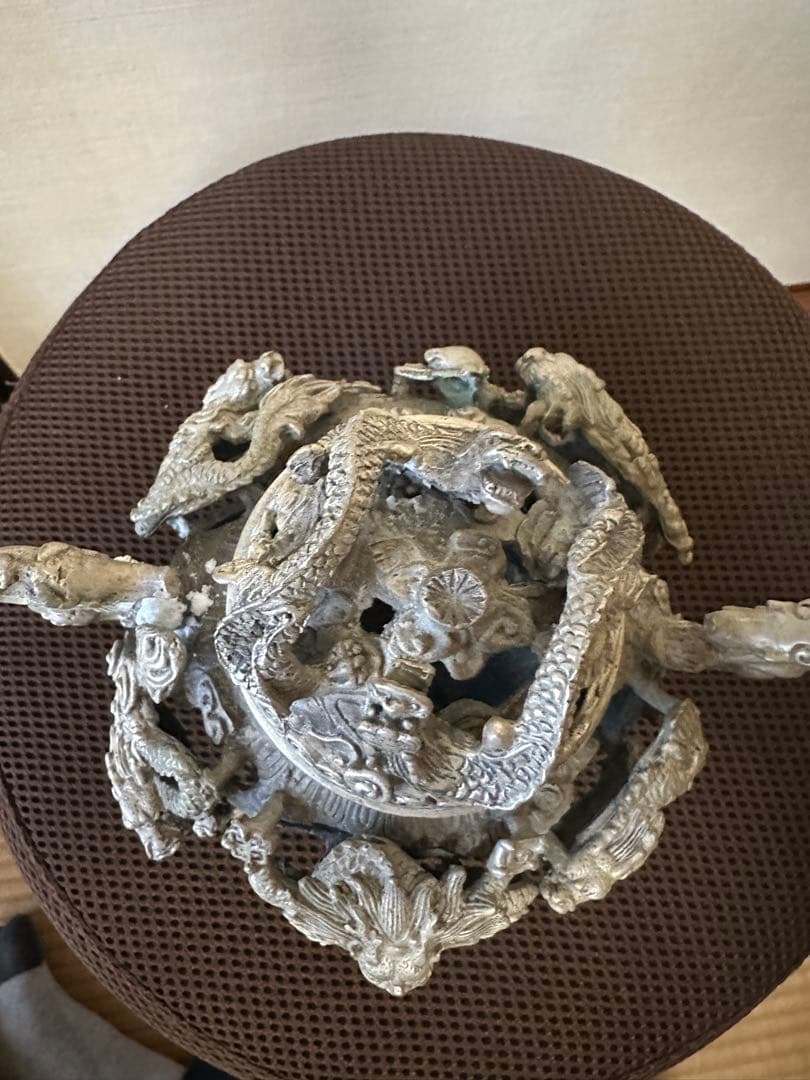 九つの龍の香炉 骨董品