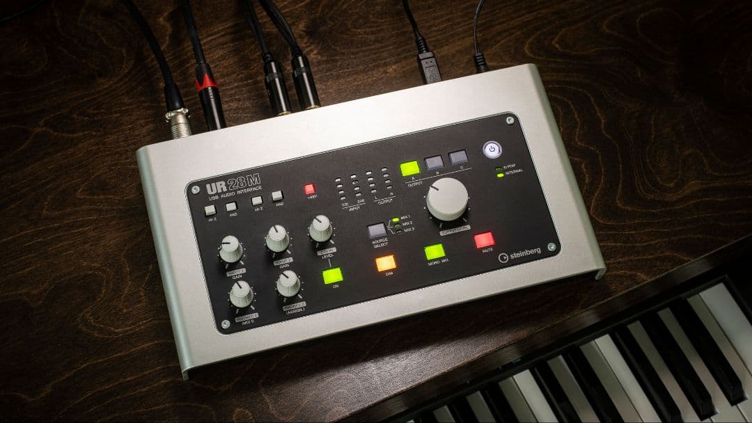Steinberg UR28M オーディオインターフェース