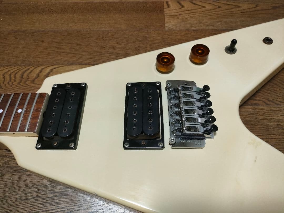 FERNANDES BSV-60 フェルナンデス フライングV ビンテージ