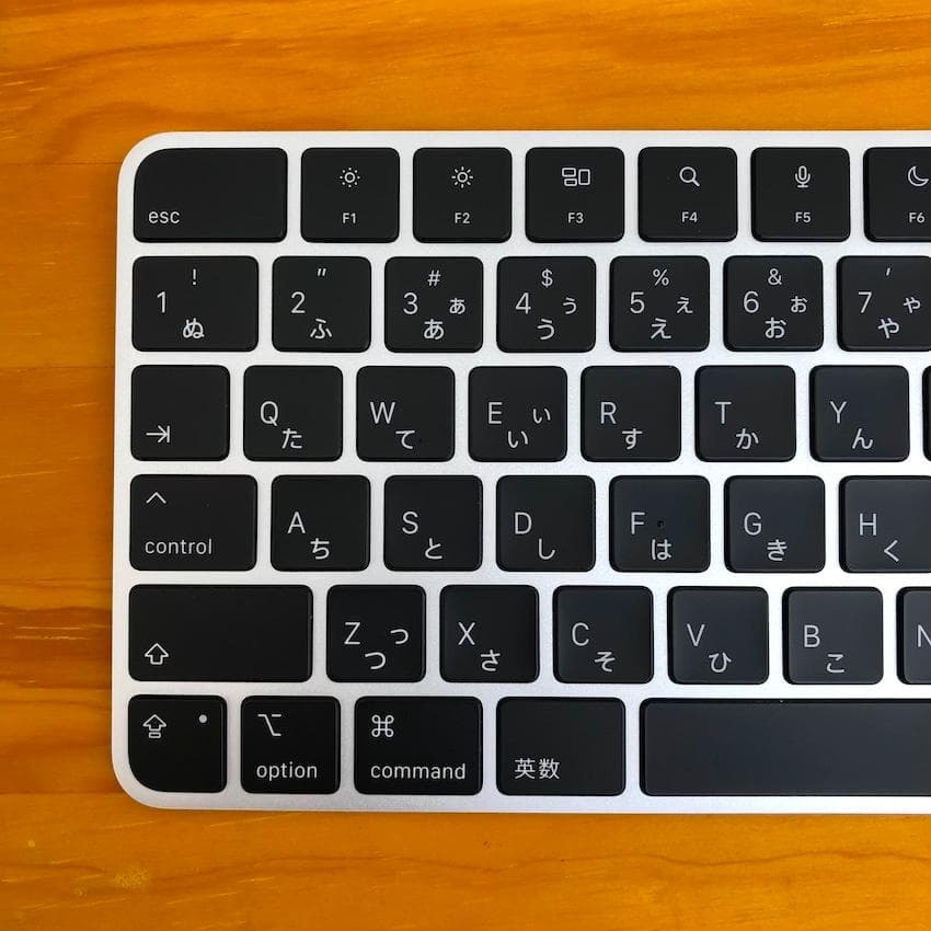 極上品｜USB-C｜Touch ID｜Magic Keyboard｜BLACK